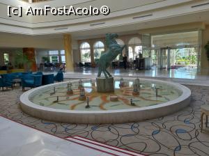 [P04] Un hotel pe gustul meu - Lobby-ul; în dreapta intrării se vede scanerul pentru bagaje » foto by nicole33
 - 
<span class="allrVoted glyphicon glyphicon-heart hidden" id="av1079583"></span>
<a class="m-l-10 hidden" id="sv1079583" onclick="voting_Foto_DelVot(,1079583,6202)" role="button">șterge vot <span class="glyphicon glyphicon-remove"></span></a>
<a id="v91079583" class=" c-red"  onclick="voting_Foto_SetVot(1079583)" role="button"><span class="glyphicon glyphicon-heart-empty"></span> <b>LIKE</b> = Votează poza</a> <img class="hidden"  id="f1079583W9" src="/imagini/loader.gif" border="0" /><span class="AjErrMes hidden" id="e1079583ErM"></span>