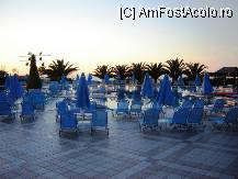 [P17] Piscina se inchide seara la ora 20,iar apoi angajatii aranjau totul ca la carte. » foto by BOGDAN DSN
 - 
<span class="allrVoted glyphicon glyphicon-heart hidden" id="av90055"></span>
<a class="m-l-10 hidden" id="sv90055" onclick="voting_Foto_DelVot(,90055,6217)" role="button">șterge vot <span class="glyphicon glyphicon-remove"></span></a>
<a id="v990055" class=" c-red"  onclick="voting_Foto_SetVot(90055)" role="button"><span class="glyphicon glyphicon-heart-empty"></span> <b>LIKE</b> = Votează poza</a> <img class="hidden"  id="f90055W9" src="/imagini/loader.gif" border="0" /><span class="AjErrMes hidden" id="e90055ErM"></span>