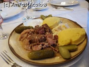 [P26] O tochitura 'dietetica', doar are si legume » foto by DOINITA
 - 
<span class="allrVoted glyphicon glyphicon-heart hidden" id="av936377"></span>
<a class="m-l-10 hidden" id="sv936377" onclick="voting_Foto_DelVot(,936377,6227)" role="button">șterge vot <span class="glyphicon glyphicon-remove"></span></a>
<a id="v9936377" class=" c-red"  onclick="voting_Foto_SetVot(936377)" role="button"><span class="glyphicon glyphicon-heart-empty"></span> <b>LIKE</b> = Votează poza</a> <img class="hidden"  id="f936377W9" src="/imagini/loader.gif" border="0" /><span class="AjErrMes hidden" id="e936377ErM"></span>