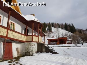 [P08] Casa gospodarilor primitori » foto by DOINITA
 - 
<span class="allrVoted glyphicon glyphicon-heart hidden" id="av936349"></span>
<a class="m-l-10 hidden" id="sv936349" onclick="voting_Foto_DelVot(,936349,6227)" role="button">șterge vot <span class="glyphicon glyphicon-remove"></span></a>
<a id="v9936349" class=" c-red"  onclick="voting_Foto_SetVot(936349)" role="button"><span class="glyphicon glyphicon-heart-empty"></span> <b>LIKE</b> = Votează poza</a> <img class="hidden"  id="f936349W9" src="/imagini/loader.gif" border="0" /><span class="AjErrMes hidden" id="e936349ErM"></span>