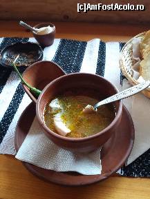 [P02] Ciorba de peste, un deliciu culinar, servita in vas traditinal alaturi de o smantana sanatoasa, ca la mama acasa :)  » foto by AndreeaIasi
 - 
<span class="allrVoted glyphicon glyphicon-heart hidden" id="av479403"></span>
<a class="m-l-10 hidden" id="sv479403" onclick="voting_Foto_DelVot(,479403,6227)" role="button">șterge vot <span class="glyphicon glyphicon-remove"></span></a>
<a id="v9479403" class=" c-red"  onclick="voting_Foto_SetVot(479403)" role="button"><span class="glyphicon glyphicon-heart-empty"></span> <b>LIKE</b> = Votează poza</a> <img class="hidden"  id="f479403W9" src="/imagini/loader.gif" border="0" /><span class="AjErrMes hidden" id="e479403ErM"></span>