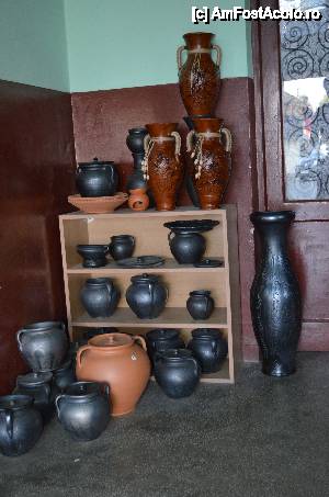 [P19] Ceramică Marginea » foto by adrian_28_1977
 - 
<span class="allrVoted glyphicon glyphicon-heart hidden" id="av456180"></span>
<a class="m-l-10 hidden" id="sv456180" onclick="voting_Foto_DelVot(,456180,6227)" role="button">șterge vot <span class="glyphicon glyphicon-remove"></span></a>
<a id="v9456180" class=" c-red"  onclick="voting_Foto_SetVot(456180)" role="button"><span class="glyphicon glyphicon-heart-empty"></span> <b>LIKE</b> = Votează poza</a> <img class="hidden"  id="f456180W9" src="/imagini/loader.gif" border="0" /><span class="AjErrMes hidden" id="e456180ErM"></span>