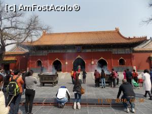 [P10] Beijing, Templul Lama, Poarta Yonghe » foto by mprofeanu
 - 
<span class="allrVoted glyphicon glyphicon-heart hidden" id="av831274"></span>
<a class="m-l-10 hidden" id="sv831274" onclick="voting_Foto_DelVot(,831274,6234)" role="button">șterge vot <span class="glyphicon glyphicon-remove"></span></a>
<a id="v9831274" class=" c-red"  onclick="voting_Foto_SetVot(831274)" role="button"><span class="glyphicon glyphicon-heart-empty"></span> <b>LIKE</b> = Votează poza</a> <img class="hidden"  id="f831274W9" src="/imagini/loader.gif" border="0" /><span class="AjErrMes hidden" id="e831274ErM"></span>