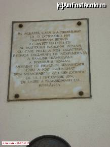 [P04] Muzeul Memorial Aurel Lazăr - Placă la intrarea în muzeu. » foto by creivean
 - 
<span class="allrVoted glyphicon glyphicon-heart hidden" id="av93972"></span>
<a class="m-l-10 hidden" id="sv93972" onclick="voting_Foto_DelVot(,93972,6275)" role="button">șterge vot <span class="glyphicon glyphicon-remove"></span></a>
<a id="v993972" class=" c-red"  onclick="voting_Foto_SetVot(93972)" role="button"><span class="glyphicon glyphicon-heart-empty"></span> <b>LIKE</b> = Votează poza</a> <img class="hidden"  id="f93972W9" src="/imagini/loader.gif" border="0" /><span class="AjErrMes hidden" id="e93972ErM"></span>