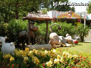 [P09] Mirabilandia - gradina cu animale de la Santa Fe Expres » foto by cdiana
 - 
<span class="allrVoted glyphicon glyphicon-heart hidden" id="av434049"></span>
<a class="m-l-10 hidden" id="sv434049" onclick="voting_Foto_DelVot(,434049,6306)" role="button">șterge vot <span class="glyphicon glyphicon-remove"></span></a>
<a id="v9434049" class=" c-red"  onclick="voting_Foto_SetVot(434049)" role="button"><span class="glyphicon glyphicon-heart-empty"></span> <b>LIKE</b> = Votează poza</a> <img class="hidden"  id="f434049W9" src="/imagini/loader.gif" border="0" /><span class="AjErrMes hidden" id="e434049ErM"></span>