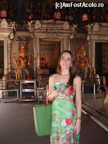 [P01] Templu Hindus in Singapore » foto by irinamarya27
 - 
<span class="allrVoted glyphicon glyphicon-heart hidden" id="av289663"></span>
<a class="m-l-10 hidden" id="sv289663" onclick="voting_Foto_DelVot(,289663,6314)" role="button">șterge vot <span class="glyphicon glyphicon-remove"></span></a>
<a id="v9289663" class=" c-red"  onclick="voting_Foto_SetVot(289663)" role="button"><span class="glyphicon glyphicon-heart-empty"></span> <b>LIKE</b> = Votează poza</a> <img class="hidden"  id="f289663W9" src="/imagini/loader.gif" border="0" /><span class="AjErrMes hidden" id="e289663ErM"></span>