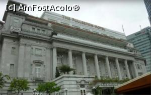 [P10] Eleganţa majestuasa a unui hotel colonial construit de englezi.  » foto by glcitizen
 - 
<span class="allrVoted glyphicon glyphicon-heart hidden" id="av926979"></span>
<a class="m-l-10 hidden" id="sv926979" onclick="voting_Foto_DelVot(,926979,6314)" role="button">șterge vot <span class="glyphicon glyphicon-remove"></span></a>
<a id="v9926979" class=" c-red"  onclick="voting_Foto_SetVot(926979)" role="button"><span class="glyphicon glyphicon-heart-empty"></span> <b>LIKE</b> = Votează poza</a> <img class="hidden"  id="f926979W9" src="/imagini/loader.gif" border="0" /><span class="AjErrMes hidden" id="e926979ErM"></span>