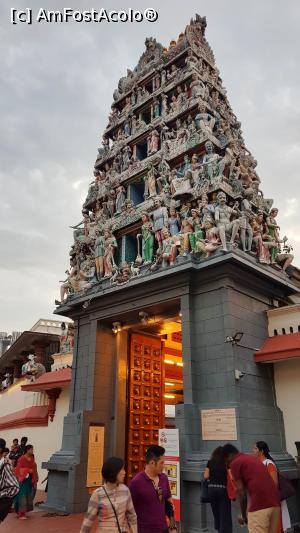 [P12] Cel mai vechi templu din Singapore... Sri Mariamman » foto by Miseropia
 - 
<span class="allrVoted glyphicon glyphicon-heart hidden" id="av1052372"></span>
<a class="m-l-10 hidden" id="sv1052372" onclick="voting_Foto_DelVot(,1052372,6314)" role="button">șterge vot <span class="glyphicon glyphicon-remove"></span></a>
<a id="v91052372" class=" c-red"  onclick="voting_Foto_SetVot(1052372)" role="button"><span class="glyphicon glyphicon-heart-empty"></span> <b>LIKE</b> = Votează poza</a> <img class="hidden"  id="f1052372W9" src="/imagini/loader.gif" border="0" /><span class="AjErrMes hidden" id="e1052372ErM"></span>