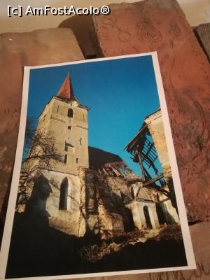 [P17] Biserica inainte de a fi reparat acoperișul » foto by Mika <span class="label label-default labelC_thin small">NEVOTABILĂ</span>
