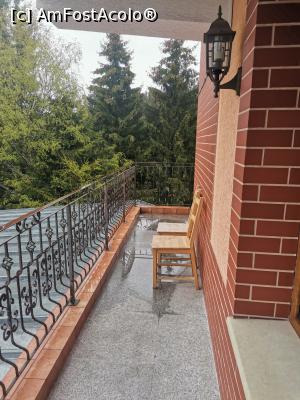 [P06] Balcon mare, cu priveliste la pini si brazi. » foto by alana2002ro
 - 
<span class="allrVoted glyphicon glyphicon-heart hidden" id="av1227827"></span>
<a class="m-l-10 hidden" id="sv1227827" onclick="voting_Foto_DelVot(,1227827,6329)" role="button">șterge vot <span class="glyphicon glyphicon-remove"></span></a>
<a id="v91227827" class=" c-red"  onclick="voting_Foto_SetVot(1227827)" role="button"><span class="glyphicon glyphicon-heart-empty"></span> <b>LIKE</b> = Votează poza</a> <img class="hidden"  id="f1227827W9" src="/imagini/loader.gif" border="0" /><span class="AjErrMes hidden" id="e1227827ErM"></span>