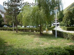 [P12] Parcul din fata hotelului » foto by liviu49
 - 
<span class="allrVoted glyphicon glyphicon-heart hidden" id="av919620"></span>
<a class="m-l-10 hidden" id="sv919620" onclick="voting_Foto_DelVot(,919620,6357)" role="button">șterge vot <span class="glyphicon glyphicon-remove"></span></a>
<a id="v9919620" class=" c-red"  onclick="voting_Foto_SetVot(919620)" role="button"><span class="glyphicon glyphicon-heart-empty"></span> <b>LIKE</b> = Votează poza</a> <img class="hidden"  id="f919620W9" src="/imagini/loader.gif" border="0" /><span class="AjErrMes hidden" id="e919620ErM"></span>