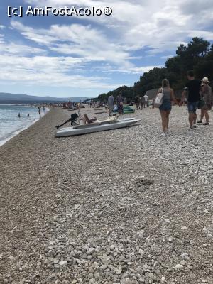 [P03] Zlatni Rat » foto by krisstinna
 - 
<span class="allrVoted glyphicon glyphicon-heart hidden" id="av998295"></span>
<a class="m-l-10 hidden" id="sv998295" onclick="voting_Foto_DelVot(,998295,6361)" role="button">șterge vot <span class="glyphicon glyphicon-remove"></span></a>
<a id="v9998295" class=" c-red"  onclick="voting_Foto_SetVot(998295)" role="button"><span class="glyphicon glyphicon-heart-empty"></span> <b>LIKE</b> = Votează poza</a> <img class="hidden"  id="f998295W9" src="/imagini/loader.gif" border="0" /><span class="AjErrMes hidden" id="e998295ErM"></span>