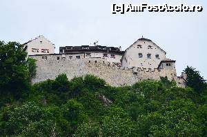 [P05] Vaduz, Liechtenstein. Schloss Vaduz » foto by unq
 - 
<span class="allrVoted glyphicon glyphicon-heart hidden" id="av479120"></span>
<a class="m-l-10 hidden" id="sv479120" onclick="voting_Foto_DelVot(,479120,6372)" role="button">șterge vot <span class="glyphicon glyphicon-remove"></span></a>
<a id="v9479120" class=" c-red"  onclick="voting_Foto_SetVot(479120)" role="button"><span class="glyphicon glyphicon-heart-empty"></span> <b>LIKE</b> = Votează poza</a> <img class="hidden"  id="f479120W9" src="/imagini/loader.gif" border="0" /><span class="AjErrMes hidden" id="e479120ErM"></span>