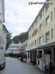 [P01] Strada comerciala in Vaduz » foto by Michi
 - 
<span class="allrVoted glyphicon glyphicon-heart hidden" id="av122857"></span>
<a class="m-l-10 hidden" id="sv122857" onclick="voting_Foto_DelVot(,122857,6372)" role="button">șterge vot <span class="glyphicon glyphicon-remove"></span></a>
<a id="v9122857" class=" c-red"  onclick="voting_Foto_SetVot(122857)" role="button"><span class="glyphicon glyphicon-heart-empty"></span> <b>LIKE</b> = Votează poza</a> <img class="hidden"  id="f122857W9" src="/imagini/loader.gif" border="0" /><span class="AjErrMes hidden" id="e122857ErM"></span>