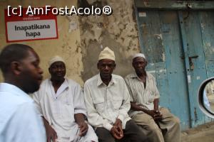 [P08] O mică adunare, în Orașul de Piatră, la ora prânzului.  » foto by glcitizen
 - 
<span class="allrVoted glyphicon glyphicon-heart hidden" id="av994996"></span>
<a class="m-l-10 hidden" id="sv994996" onclick="voting_Foto_DelVot(,994996,6379)" role="button">șterge vot <span class="glyphicon glyphicon-remove"></span></a>
<a id="v9994996" class=" c-red"  onclick="voting_Foto_SetVot(994996)" role="button"><span class="glyphicon glyphicon-heart-empty"></span> <b>LIKE</b> = Votează poza</a> <img class="hidden"  id="f994996W9" src="/imagini/loader.gif" border="0" /><span class="AjErrMes hidden" id="e994996ErM"></span>