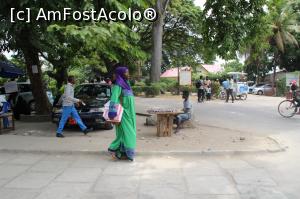 [P09] Moda locală dă frâu liber imaginației feminine.  » foto by glcitizen
 - 
<span class="allrVoted glyphicon glyphicon-heart hidden" id="av999452"></span>
<a class="m-l-10 hidden" id="sv999452" onclick="voting_Foto_DelVot(,999452,6379)" role="button">șterge vot <span class="glyphicon glyphicon-remove"></span></a>
<a id="v9999452" class=" c-red"  onclick="voting_Foto_SetVot(999452)" role="button"><span class="glyphicon glyphicon-heart-empty"></span> <b>LIKE</b> = Votează poza</a> <img class="hidden"  id="f999452W9" src="/imagini/loader.gif" border="0" /><span class="AjErrMes hidden" id="e999452ErM"></span>