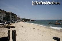 [P04] Portul din Stone Town » foto by mariarosa
 - 
<span class="allrVoted glyphicon glyphicon-heart hidden" id="av99017"></span>
<a class="m-l-10 hidden" id="sv99017" onclick="voting_Foto_DelVot(,99017,6379)" role="button">șterge vot <span class="glyphicon glyphicon-remove"></span></a>
<a id="v999017" class=" c-red"  onclick="voting_Foto_SetVot(99017)" role="button"><span class="glyphicon glyphicon-heart-empty"></span> <b>LIKE</b> = Votează poza</a> <img class="hidden"  id="f99017W9" src="/imagini/loader.gif" border="0" /><span class="AjErrMes hidden" id="e99017ErM"></span>