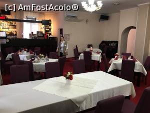 [P08] Restaurantul de la parter » foto by Trank
 - 
<span class="allrVoted glyphicon glyphicon-heart hidden" id="av981607"></span>
<a class="m-l-10 hidden" id="sv981607" onclick="voting_Foto_DelVot(,981607,6380)" role="button">șterge vot <span class="glyphicon glyphicon-remove"></span></a>
<a id="v9981607" class=" c-red"  onclick="voting_Foto_SetVot(981607)" role="button"><span class="glyphicon glyphicon-heart-empty"></span> <b>LIKE</b> = Votează poza</a> <img class="hidden"  id="f981607W9" src="/imagini/loader.gif" border="0" /><span class="AjErrMes hidden" id="e981607ErM"></span>