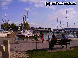 [P14] Portul din centrul statiunii Balatonfured.  » foto by dannaa
 - 
<span class="allrVoted glyphicon glyphicon-heart hidden" id="av473164"></span>
<a class="m-l-10 hidden" id="sv473164" onclick="voting_Foto_DelVot(,473164,6382)" role="button">șterge vot <span class="glyphicon glyphicon-remove"></span></a>
<a id="v9473164" class=" c-red"  onclick="voting_Foto_SetVot(473164)" role="button"><span class="glyphicon glyphicon-heart-empty"></span> <b>LIKE</b> = Votează poza</a> <img class="hidden"  id="f473164W9" src="/imagini/loader.gif" border="0" /><span class="AjErrMes hidden" id="e473164ErM"></span>