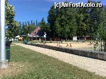 [P04] Plaja cu nisip din Camping Fured » foto by Alina Morar
 - 
<span class="allrVoted glyphicon glyphicon-heart hidden" id="av154148"></span>
<a class="m-l-10 hidden" id="sv154148" onclick="voting_Foto_DelVot(,154148,6382)" role="button">șterge vot <span class="glyphicon glyphicon-remove"></span></a>
<a id="v9154148" class=" c-red"  onclick="voting_Foto_SetVot(154148)" role="button"><span class="glyphicon glyphicon-heart-empty"></span> <b>LIKE</b> = Votează poza</a> <img class="hidden"  id="f154148W9" src="/imagini/loader.gif" border="0" /><span class="AjErrMes hidden" id="e154148ErM"></span>