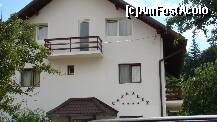 [P24] Balconasul de sus e cel de la camera noastra, nu foarte spatios » foto by kelyboy
 - 
<span class="allrVoted glyphicon glyphicon-heart hidden" id="av287134"></span>
<a class="m-l-10 hidden" id="sv287134" onclick="voting_Foto_DelVot(,287134,6399)" role="button">șterge vot <span class="glyphicon glyphicon-remove"></span></a>
<a id="v9287134" class=" c-red"  onclick="voting_Foto_SetVot(287134)" role="button"><span class="glyphicon glyphicon-heart-empty"></span> <b>LIKE</b> = Votează poza</a> <img class="hidden"  id="f287134W9" src="/imagini/loader.gif" border="0" /><span class="AjErrMes hidden" id="e287134ErM"></span>