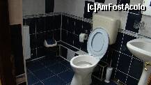 [P09] Iata si baia din camera noastra » foto by kelyboy
 - 
<span class="allrVoted glyphicon glyphicon-heart hidden" id="av287119"></span>
<a class="m-l-10 hidden" id="sv287119" onclick="voting_Foto_DelVot(,287119,6399)" role="button">șterge vot <span class="glyphicon glyphicon-remove"></span></a>
<a id="v9287119" class=" c-red"  onclick="voting_Foto_SetVot(287119)" role="button"><span class="glyphicon glyphicon-heart-empty"></span> <b>LIKE</b> = Votează poza</a> <img class="hidden"  id="f287119W9" src="/imagini/loader.gif" border="0" /><span class="AjErrMes hidden" id="e287119ErM"></span>