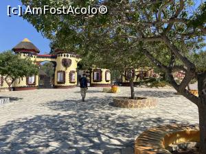 [P01] Friguia Park Tunisia - intrarea la Zoo » foto by nicole33
 - 
<span class="allrVoted glyphicon glyphicon-heart hidden" id="av1343488"></span>
<a class="m-l-10 hidden" id="sv1343488" onclick="voting_Foto_DelVot(,1343488,6402)" role="button">șterge vot <span class="glyphicon glyphicon-remove"></span></a>
<a id="v91343488" class=" c-red"  onclick="voting_Foto_SetVot(1343488)" role="button"><span class="glyphicon glyphicon-heart-empty"></span> <b>LIKE</b> = Votează poza</a> <img class="hidden"  id="f1343488W9" src="/imagini/loader.gif" border="0" /><span class="AjErrMes hidden" id="e1343488ErM"></span>