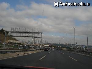 [P02] Drumul București Alanya - traversând orașul Istanbul pe O 1 » foto by nicole33
 - 
<span class="allrVoted glyphicon glyphicon-heart hidden" id="av385603"></span>
<a class="m-l-10 hidden" id="sv385603" onclick="voting_Foto_DelVot(,385603,6437)" role="button">șterge vot <span class="glyphicon glyphicon-remove"></span></a>
<a id="v9385603" class=" c-red"  onclick="voting_Foto_SetVot(385603)" role="button"><span class="glyphicon glyphicon-heart-empty"></span> <b>LIKE</b> = Votează poza</a> <img class="hidden"  id="f385603W9" src="/imagini/loader.gif" border="0" /><span class="AjErrMes hidden" id="e385603ErM"></span>