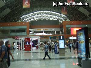 [P01] Interior aeroport Sabiha Gokcen » foto by manuta_1969
 - 
<span class="allrVoted glyphicon glyphicon-heart hidden" id="av438943"></span>
<a class="m-l-10 hidden" id="sv438943" onclick="voting_Foto_DelVot(,438943,6437)" role="button">șterge vot <span class="glyphicon glyphicon-remove"></span></a>
<a id="v9438943" class=" c-red"  onclick="voting_Foto_SetVot(438943)" role="button"><span class="glyphicon glyphicon-heart-empty"></span> <b>LIKE</b> = Votează poza</a> <img class="hidden"  id="f438943W9" src="/imagini/loader.gif" border="0" /><span class="AjErrMes hidden" id="e438943ErM"></span>