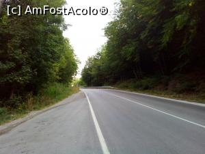 [P03] Pe aici am facut pauza de sandvis in Bulgaria » foto by Yoda
 - 
<span class="allrVoted glyphicon glyphicon-heart hidden" id="av1280776"></span>
<a class="m-l-10 hidden" id="sv1280776" onclick="voting_Foto_DelVot(,1280776,6437)" role="button">șterge vot <span class="glyphicon glyphicon-remove"></span></a>
<a id="v91280776" class=" c-red"  onclick="voting_Foto_SetVot(1280776)" role="button"><span class="glyphicon glyphicon-heart-empty"></span> <b>LIKE</b> = Votează poza</a> <img class="hidden"  id="f1280776W9" src="/imagini/loader.gif" border="0" /><span class="AjErrMes hidden" id="e1280776ErM"></span>