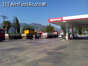 [P01] Benzinarie din Antalya, de pe D650 » foto by Yoda
 - 
<span class="allrVoted glyphicon glyphicon-heart hidden" id="av1280933"></span>
<a class="m-l-10 hidden" id="sv1280933" onclick="voting_Foto_DelVot(,1280933,6437)" role="button">șterge vot <span class="glyphicon glyphicon-remove"></span></a>
<a id="v91280933" class=" c-red"  onclick="voting_Foto_SetVot(1280933)" role="button"><span class="glyphicon glyphicon-heart-empty"></span> <b>LIKE</b> = Votează poza</a> <img class="hidden"  id="f1280933W9" src="/imagini/loader.gif" border="0" /><span class="AjErrMes hidden" id="e1280933ErM"></span>