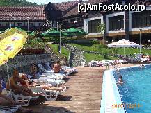 [P03] Hotel Sara-din hotel intri direct in piscina » foto by antonica
 - 
<span class="allrVoted glyphicon glyphicon-heart hidden" id="av99894"></span>
<a class="m-l-10 hidden" id="sv99894" onclick="voting_Foto_DelVot(,99894,6470)" role="button">șterge vot <span class="glyphicon glyphicon-remove"></span></a>
<a id="v999894" class=" c-red"  onclick="voting_Foto_SetVot(99894)" role="button"><span class="glyphicon glyphicon-heart-empty"></span> <b>LIKE</b> = Votează poza</a> <img class="hidden"  id="f99894W9" src="/imagini/loader.gif" border="0" /><span class="AjErrMes hidden" id="e99894ErM"></span>