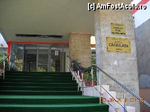 [P02] Intrarea in hotel.  » foto by Rodel
 - 
<span class="allrVoted glyphicon glyphicon-heart hidden" id="av358315"></span>
<a class="m-l-10 hidden" id="sv358315" onclick="voting_Foto_DelVot(,358315,6480)" role="button">șterge vot <span class="glyphicon glyphicon-remove"></span></a>
<a id="v9358315" class=" c-red"  onclick="voting_Foto_SetVot(358315)" role="button"><span class="glyphicon glyphicon-heart-empty"></span> <b>LIKE</b> = Votează poza</a> <img class="hidden"  id="f358315W9" src="/imagini/loader.gif" border="0" /><span class="AjErrMes hidden" id="e358315ErM"></span>