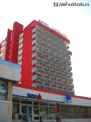 [P05] Imagine cu hotelul in prim-plan.  » foto by Rodel
 - 
<span class="allrVoted glyphicon glyphicon-heart hidden" id="av358354"></span>
<a class="m-l-10 hidden" id="sv358354" onclick="voting_Foto_DelVot(,358354,6480)" role="button">șterge vot <span class="glyphicon glyphicon-remove"></span></a>
<a id="v9358354" class=" c-red"  onclick="voting_Foto_SetVot(358354)" role="button"><span class="glyphicon glyphicon-heart-empty"></span> <b>LIKE</b> = Votează poza</a> <img class="hidden"  id="f358354W9" src="/imagini/loader.gif" border="0" /><span class="AjErrMes hidden" id="e358354ErM"></span>