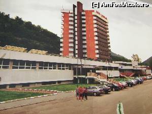 [P01] Hotel Căciulata.  » foto by marian_buc
 - 
<span class="allrVoted glyphicon glyphicon-heart hidden" id="av649502"></span>
<a class="m-l-10 hidden" id="sv649502" onclick="voting_Foto_DelVot(,649502,6480)" role="button">șterge vot <span class="glyphicon glyphicon-remove"></span></a>
<a id="v9649502" class=" c-red"  onclick="voting_Foto_SetVot(649502)" role="button"><span class="glyphicon glyphicon-heart-empty"></span> <b>LIKE</b> = Votează poza</a> <img class="hidden"  id="f649502W9" src="/imagini/loader.gif" border="0" /><span class="AjErrMes hidden" id="e649502ErM"></span>