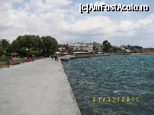 [P10] Faleza staţiunii NEA MOUDANIA. În fotografii este mai interesantă. » foto by bose
 - 
<span class="allrVoted glyphicon glyphicon-heart hidden" id="av177603"></span>
<a class="m-l-10 hidden" id="sv177603" onclick="voting_Foto_DelVot(,177603,6484)" role="button">șterge vot <span class="glyphicon glyphicon-remove"></span></a>
<a id="v9177603" class=" c-red"  onclick="voting_Foto_SetVot(177603)" role="button"><span class="glyphicon glyphicon-heart-empty"></span> <b>LIKE</b> = Votează poza</a> <img class="hidden"  id="f177603W9" src="/imagini/loader.gif" border="0" /><span class="AjErrMes hidden" id="e177603ErM"></span>