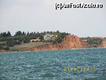 [P13] Detaliu din golful în care se află staţiunea NEA MOUDANIA. » foto by bose
 - 
<span class="allrVoted glyphicon glyphicon-heart hidden" id="av177606"></span>
<a class="m-l-10 hidden" id="sv177606" onclick="voting_Foto_DelVot(,177606,6484)" role="button">șterge vot <span class="glyphicon glyphicon-remove"></span></a>
<a id="v9177606" class=" c-red"  onclick="voting_Foto_SetVot(177606)" role="button"><span class="glyphicon glyphicon-heart-empty"></span> <b>LIKE</b> = Votează poza</a> <img class="hidden"  id="f177606W9" src="/imagini/loader.gif" border="0" /><span class="AjErrMes hidden" id="e177606ErM"></span>