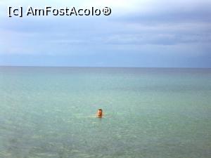 [P06] Câteva clipe Adrian a avut toată marea la dispoziţie.  » foto by Carmen Ion
 - 
<span class="allrVoted glyphicon glyphicon-heart hidden" id="av799306"></span>
<a class="m-l-10 hidden" id="sv799306" onclick="voting_Foto_DelVot(,799306,6484)" role="button">șterge vot <span class="glyphicon glyphicon-remove"></span></a>
<a id="v9799306" class=" c-red"  onclick="voting_Foto_SetVot(799306)" role="button"><span class="glyphicon glyphicon-heart-empty"></span> <b>LIKE</b> = Votează poza</a> <img class="hidden"  id="f799306W9" src="/imagini/loader.gif" border="0" /><span class="AjErrMes hidden" id="e799306ErM"></span>