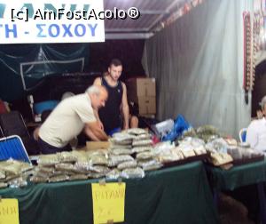 [P12] Târgul din Agios Mamas: 'raionul' de condimente de unde Adrian a cumpărat oregano.  » foto by Carmen Ion
 - 
<span class="allrVoted glyphicon glyphicon-heart hidden" id="av800587"></span>
<a class="m-l-10 hidden" id="sv800587" onclick="voting_Foto_DelVot(,800587,6484)" role="button">șterge vot <span class="glyphicon glyphicon-remove"></span></a>
<a id="v9800587" class=" c-red"  onclick="voting_Foto_SetVot(800587)" role="button"><span class="glyphicon glyphicon-heart-empty"></span> <b>LIKE</b> = Votează poza</a> <img class="hidden"  id="f800587W9" src="/imagini/loader.gif" border="0" /><span class="AjErrMes hidden" id="e800587ErM"></span>