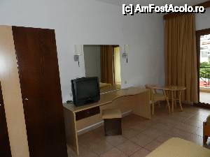 [P29] Aristoteles Holiday Resort - Ouranopoli -Athos/Chalkidiki - mai 2013 » foto by ionescunic
 - 
<span class="allrVoted glyphicon glyphicon-heart hidden" id="av476990"></span>
<a class="m-l-10 hidden" id="sv476990" onclick="voting_Foto_DelVot(,476990,6515)" role="button">șterge vot <span class="glyphicon glyphicon-remove"></span></a>
<a id="v9476990" class=" c-red"  onclick="voting_Foto_SetVot(476990)" role="button"><span class="glyphicon glyphicon-heart-empty"></span> <b>LIKE</b> = Votează poza</a> <img class="hidden"  id="f476990W9" src="/imagini/loader.gif" border="0" /><span class="AjErrMes hidden" id="e476990ErM"></span>