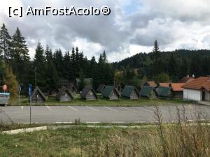 [P19] Căsuțele din campingul din centru » foto by AZE
 - 
<span class="allrVoted glyphicon glyphicon-heart hidden" id="av1338153"></span>
<a class="m-l-10 hidden" id="sv1338153" onclick="voting_Foto_DelVot(,1338153,6532)" role="button">șterge vot <span class="glyphicon glyphicon-remove"></span></a>
<a id="v91338153" class=" c-red"  onclick="voting_Foto_SetVot(1338153)" role="button"><span class="glyphicon glyphicon-heart-empty"></span> <b>LIKE</b> = Votează poza</a> <img class="hidden"  id="f1338153W9" src="/imagini/loader.gif" border="0" /><span class="AjErrMes hidden" id="e1338153ErM"></span>