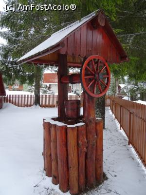 [P11] Decor în curtea unei cabane. » foto by tata123 🔱
 - 
<span class="allrVoted glyphicon glyphicon-heart hidden" id="av1223755"></span>
<a class="m-l-10 hidden" id="sv1223755" onclick="voting_Foto_DelVot(,1223755,6532)" role="button">șterge vot <span class="glyphicon glyphicon-remove"></span></a>
<a id="v91223755" class=" c-red"  onclick="voting_Foto_SetVot(1223755)" role="button"><span class="glyphicon glyphicon-heart-empty"></span> <b>LIKE</b> = Votează poza</a> <img class="hidden"  id="f1223755W9" src="/imagini/loader.gif" border="0" /><span class="AjErrMes hidden" id="e1223755ErM"></span>