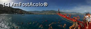 [P04] La baie sărind de pe vas » foto by AZE
 - 
<span class="allrVoted glyphicon glyphicon-heart hidden" id="av1092019"></span>
<a class="m-l-10 hidden" id="sv1092019" onclick="voting_Foto_DelVot(,1092019,6591)" role="button">șterge vot <span class="glyphicon glyphicon-remove"></span></a>
<a id="v91092019" class=" c-red"  onclick="voting_Foto_SetVot(1092019)" role="button"><span class="glyphicon glyphicon-heart-empty"></span> <b>LIKE</b> = Votează poza</a> <img class="hidden"  id="f1092019W9" src="/imagini/loader.gif" border="0" /><span class="AjErrMes hidden" id="e1092019ErM"></span>