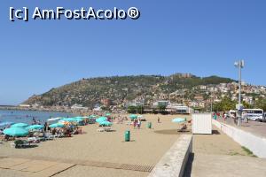 [P22] Plaja Alanya » foto by AZE
 - 
<span class="allrVoted glyphicon glyphicon-heart hidden" id="av1094681"></span>
<a class="m-l-10 hidden" id="sv1094681" onclick="voting_Foto_DelVot(,1094681,6591)" role="button">șterge vot <span class="glyphicon glyphicon-remove"></span></a>
<a id="v91094681" class=" c-red"  onclick="voting_Foto_SetVot(1094681)" role="button"><span class="glyphicon glyphicon-heart-empty"></span> <b>LIKE</b> = Votează poza</a> <img class="hidden"  id="f1094681W9" src="/imagini/loader.gif" border="0" /><span class="AjErrMes hidden" id="e1094681ErM"></span>