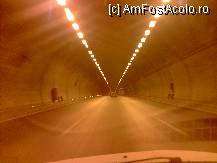 [P03] Intr-un tunel de pe autostrada Izmir-Aydin dintr-o tara care nu este in U.E. » foto by bobyrodin
 - 
<span class="allrVoted glyphicon glyphicon-heart hidden" id="av217764"></span>
<a class="m-l-10 hidden" id="sv217764" onclick="voting_Foto_DelVot(,217764,6593)" role="button">șterge vot <span class="glyphicon glyphicon-remove"></span></a>
<a id="v9217764" class=" c-red"  onclick="voting_Foto_SetVot(217764)" role="button"><span class="glyphicon glyphicon-heart-empty"></span> <b>LIKE</b> = Votează poza</a> <img class="hidden"  id="f217764W9" src="/imagini/loader.gif" border="0" /><span class="AjErrMes hidden" id="e217764ErM"></span>
