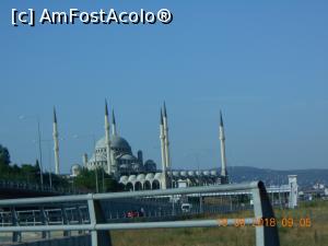 [P12] în Canakkale se construieşte o moscheie nouă » foto by zlatna
 - 
<span class="allrVoted glyphicon glyphicon-heart hidden" id="av995683"></span>
<a class="m-l-10 hidden" id="sv995683" onclick="voting_Foto_DelVot(,995683,6593)" role="button">șterge vot <span class="glyphicon glyphicon-remove"></span></a>
<a id="v9995683" class=" c-red"  onclick="voting_Foto_SetVot(995683)" role="button"><span class="glyphicon glyphicon-heart-empty"></span> <b>LIKE</b> = Votează poza</a> <img class="hidden"  id="f995683W9" src="/imagini/loader.gif" border="0" /><span class="AjErrMes hidden" id="e995683ErM"></span>
