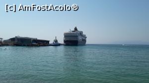 [P05] Vas de croaziera olandez, Kusadasi » foto by vld79
 - 
<span class="allrVoted glyphicon glyphicon-heart hidden" id="av1082026"></span>
<a class="m-l-10 hidden" id="sv1082026" onclick="voting_Foto_DelVot(,1082026,6593)" role="button">șterge vot <span class="glyphicon glyphicon-remove"></span></a>
<a id="v91082026" class=" c-red"  onclick="voting_Foto_SetVot(1082026)" role="button"><span class="glyphicon glyphicon-heart-empty"></span> <b>LIKE</b> = Votează poza</a> <img class="hidden"  id="f1082026W9" src="/imagini/loader.gif" border="0" /><span class="AjErrMes hidden" id="e1082026ErM"></span>