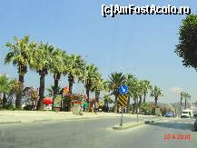 [P44] strada in Kusadasi » foto by cosminp
 - 
<span class="allrVoted glyphicon glyphicon-heart hidden" id="av104611"></span>
<a class="m-l-10 hidden" id="sv104611" onclick="voting_Foto_DelVot(,104611,6593)" role="button">șterge vot <span class="glyphicon glyphicon-remove"></span></a>
<a id="v9104611" class=" c-red"  onclick="voting_Foto_SetVot(104611)" role="button"><span class="glyphicon glyphicon-heart-empty"></span> <b>LIKE</b> = Votează poza</a> <img class="hidden"  id="f104611W9" src="/imagini/loader.gif" border="0" /><span class="AjErrMes hidden" id="e104611ErM"></span>