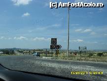 [P03] intrarea din soseaua principala spre Troia » foto by adryana
 - 
<span class="allrVoted glyphicon glyphicon-heart hidden" id="av216795"></span>
<a class="m-l-10 hidden" id="sv216795" onclick="voting_Foto_DelVot(,216795,6593)" role="button">șterge vot <span class="glyphicon glyphicon-remove"></span></a>
<a id="v9216795" class=" c-red"  onclick="voting_Foto_SetVot(216795)" role="button"><span class="glyphicon glyphicon-heart-empty"></span> <b>LIKE</b> = Votează poza</a> <img class="hidden"  id="f216795W9" src="/imagini/loader.gif" border="0" /><span class="AjErrMes hidden" id="e216795ErM"></span>