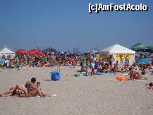 [P14] O parte din plajă, de data asta într-o zonă mult mai populată de turiști. » foto by fluturas1*
 - 
<span class="allrVoted glyphicon glyphicon-heart hidden" id="av124164"></span>
<a class="m-l-10 hidden" id="sv124164" onclick="voting_Foto_DelVot(,124164,6610)" role="button">șterge vot <span class="glyphicon glyphicon-remove"></span></a>
<a id="v9124164" class=" c-red"  onclick="voting_Foto_SetVot(124164)" role="button"><span class="glyphicon glyphicon-heart-empty"></span> <b>LIKE</b> = Votează poza</a> <img class="hidden"  id="f124164W9" src="/imagini/loader.gif" border="0" /><span class="AjErrMes hidden" id="e124164ErM"></span>